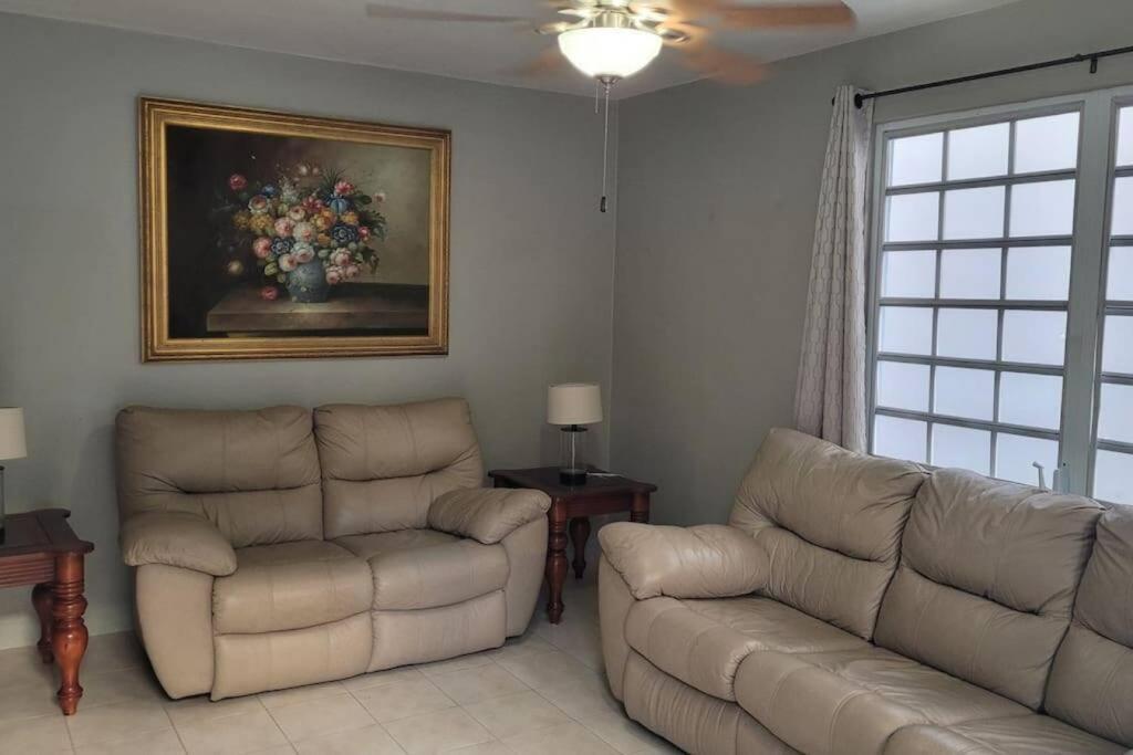 Апартаменты Coamo Beautiful House, Ac, 10Min Coamo Hot Springs Экстерьер фото