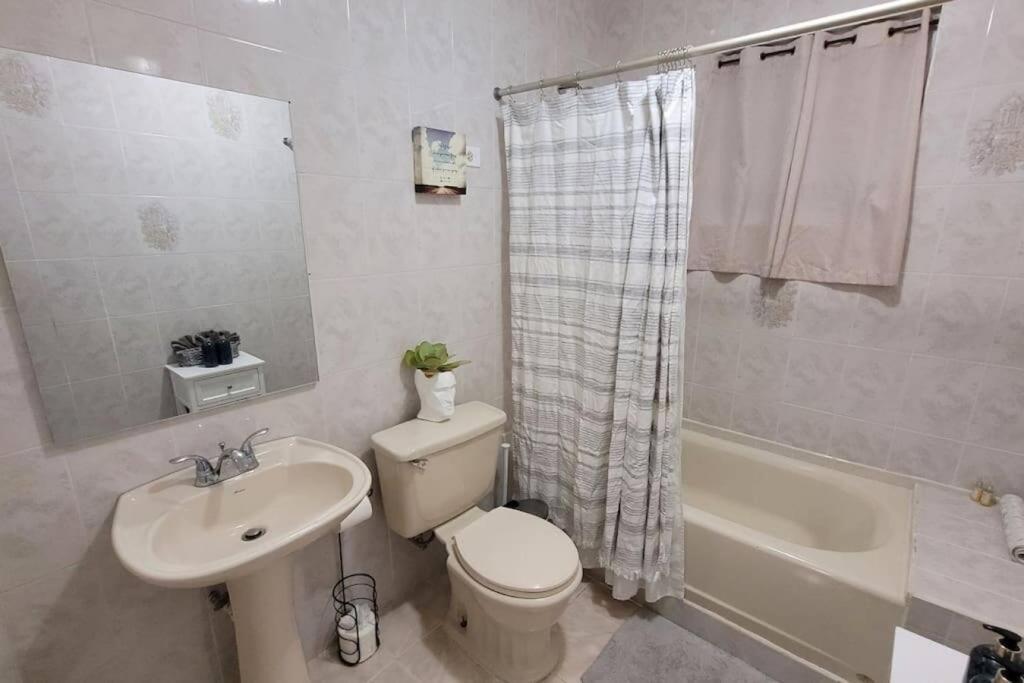 Апартаменты Coamo Beautiful House, Ac, 10Min Coamo Hot Springs Экстерьер фото