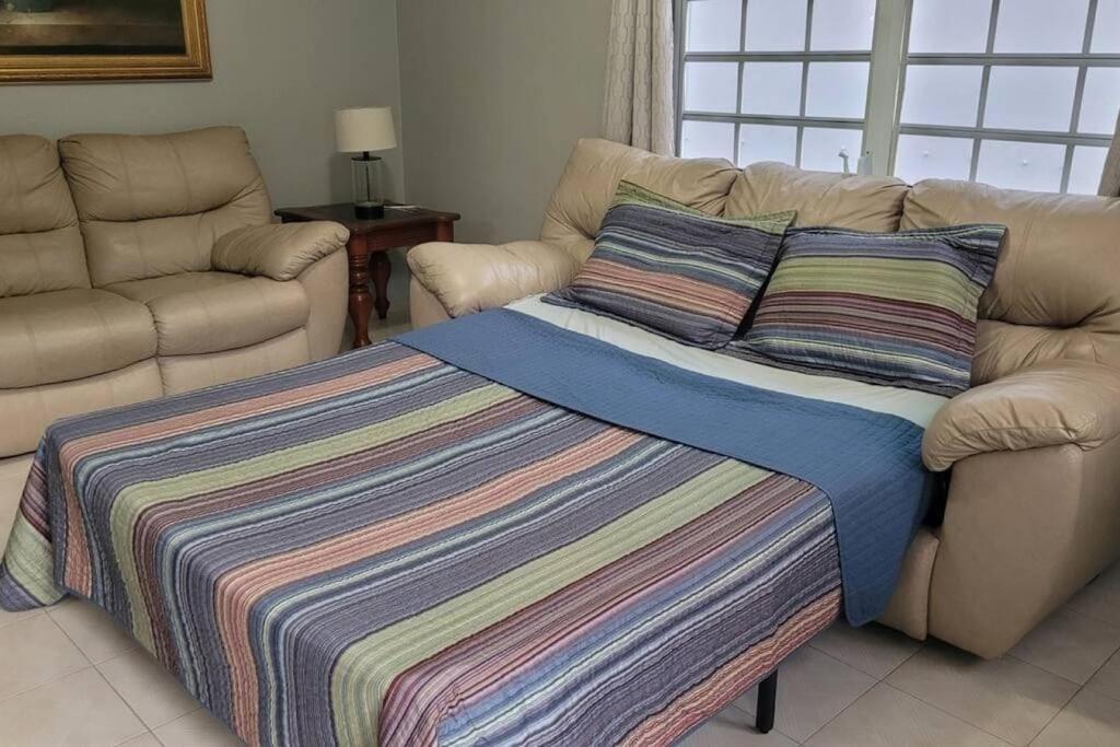 Апартаменты Coamo Beautiful House, Ac, 10Min Coamo Hot Springs Экстерьер фото